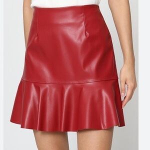 Stradivarius red leather mini in L